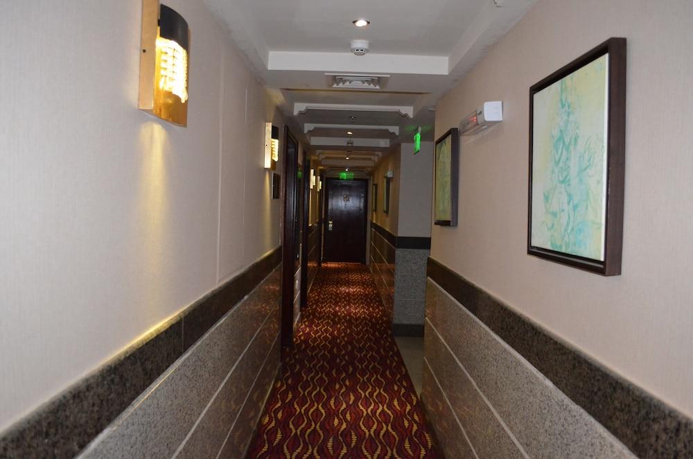 אל-מדינה Rotana Al Mesk Hotel מראה חיצוני תמונה